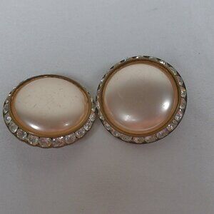 Lisner Signed Clip On Earrings Vintage White Center Rhinestone Circle Round 1.5"